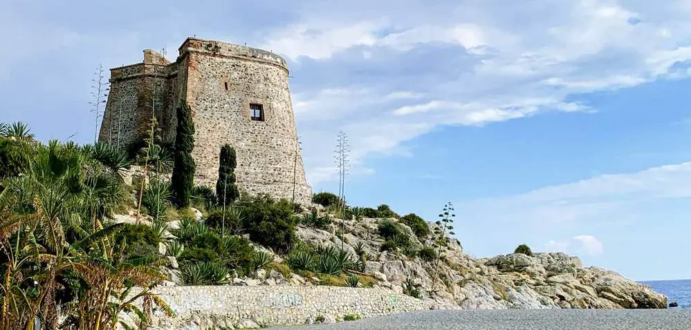 Costa Tropical Town ➜ Nerja